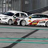 #80 / René Kircher / VOLKSWAGEN Team OETTINGER / VW Golf GTI TCR SEQ