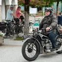 Peter Fast auf seiner 1927er BMW R42