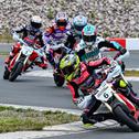 Sechs Fahrer aus dem MotoGP-Zirkus traten bei einem Spaßrennen auf E-Bikes an