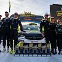 Saisonstart nach Maß für das ADAC Opel Rally Junior Team: Wenzel, Schmitz, Heindrichs, Schulz, Lade, Schönborn (v.l.n.r.)