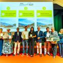 (V. l. n. r.): Carola Günther und Annett Dehmel (3. Platz), Prof. Dr. Mario Theissen (ADAC Klassik Referent), Johannes Lindner und Victoria Rockel (Platz 1), Karlheinz Jungbeck (Tourismuspräsident im ADAC e.V.), Hans-Jürgen Keitel und Isabel Born (Platz 2