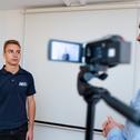 Medientraining: Jan-Philipp Springob beim Interview- und Kameratraining