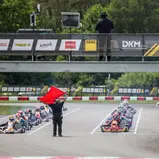 Der amtierende Champion Stan Pex stand in der DKM auf der Pole-Position