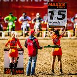 ADAC MX Masters, Jauer, Maxxis Reifen Grid Girls am Start