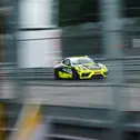 Tabellenführer: Denny Berndt und Lachlan Robinson im Porsche 718 Cayman GT4