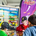 Nostalgie am ADAC Stand: Die Flipper-Automaten aus den 1960er Jahren waren bei Groß und Klein beliebt