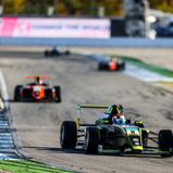Auf dem Weg zum Sieg: US-Racing-Pilot Luke Browning
