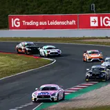 #18 BWT Mücke Motorsport / Marc de Fulgencio / Enzo Joulié / Mercedes-AMG GT4 / Oschersleben