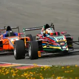 ADAC Formel 4: Sophia Flörsch beeindruckt in ihrer Debütsaison auf der Rennstrecke