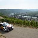 Die Entscheidung über den Rallye-Sieg 2019 fällt in den Mosel-Weinbergen.