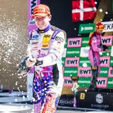 Kindheitstraum erfüllt: Ford-Pilot Finn Wiebelhaus auf dem DTM-Podium