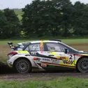 Nur mit einem Sieb gibt es die Chance auf den Meistertitel: René Mandel im Hyundai i20 R5