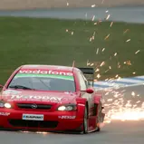 Bei der DTM am Nürburgring erleben die Fans einen Opel Astra V8 Coupé von Peter Dumbreck