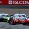 Alon Gabbay und Thomas Gore fuhren im Porsche von AVIA W&S Motorsport auf Rang drei