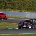 Artur Legutko und Marcel Fugel steuern den Honda Civic TCR