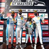 ADAC GT Masters, Sachsenring, Rutronik Racing, Patric Niederhauser, Kelvin van der Linde, Rutronik Racing, Dennis Marschall, Carrie Schreiner