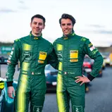 #8 Nicolas Baert, #7 Gilles Magnus (beide BEL / Aston Martin Vantage GT3 / Comtoyou Racing), Oschersleben