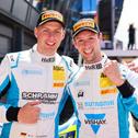 Kim-Luis Schramm und Dennis Marschall