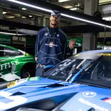 Kevin Yebo von den Niners Chemnitz besuchte das DTM-Team Schubert Motorsport
