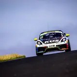 #19 / Küs Team Bernhard / Porsche 718 Cayman GT4 CS MR / Levi O'Dey / Alexander Tauscher