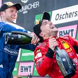 Freuten sich auf dem DTM-Podest: Maro Engel und Lucas Auer (l-r)