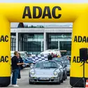 Besonders Highlight der ADAC Youngtimer Tour Bodensee 2026: Die moderierte Zieleinfahrt auf der Klassikwelt Bodensee