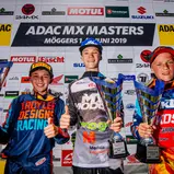 ADAC MX Masters 2019 , ADAC MX Masters Möggers, Siegerehrung beim ADAC MX Junior Cup 85ccm v.l.n.r. Julius Mikula ( Tschechien / KTM / JD Gunnex KTM Racing Team ), Edvards Bidzans ( Lettland / Husqvarna / MX MODULS ) und Tobias Caprani ( Dänemark / KTM / 