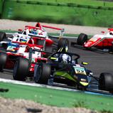 Marcus Amand (16/FRA/US Racing) fuhr erstmals in der ADAC Formel 4 aufs Podium 