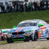 Marius Zug geht mit seinem Teamkollegen als erster Sieger der ADAC GT4 Germany in die Historie ein