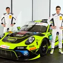 Startklar: Christian Engelhart (l.), Michael Ammermüller und der Porsche von SSR Performance