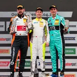 Trophy-Podium Rennen 2, Oschersleben