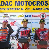 ADAC MX Masters, Bielstein, Siegerehrung des ADAC MX Youngster Cup, Stefan Ekerold ( KTM / Deutschland ), Brian Hsu ( Suzuki / Deutschland ) und Nicholas Adams ( KTM / Großbritannien )