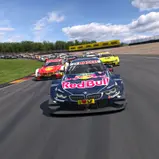 Im Community Cup waren die Fahrer mit Boliden der DTM Saison 15/16 unterwegs