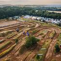 Die Sandpiste in Tensfeld fordert die Athletinnen und Athleten mit tiefen Sand und dennoch harten Kanten