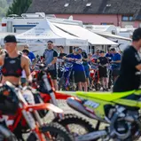 Warten an der Technischen Abnahme, ADAC MX Masters Gaildorf