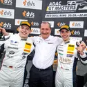 Das Sieger-Duo mit Teamchef Torsten Schubert