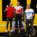 Erfolgreiche Titelverteidigung für Patrick Hoffmann (Mitte) im Runabout Stock
