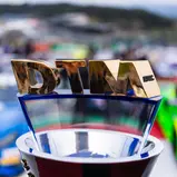 Detailaufnahme DTM-Pokal