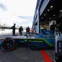 Erste Kilometer für Tim Tramnitz aus dem Motorsport Team Germany in der Formel E (Bild: LAT Images)