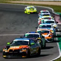 Im BMW gibt ADAC Stiftung Sport-Förderpilot Thomas Rackl sein Heimspiel