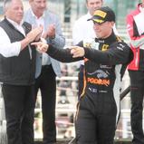 ADAC Formel 4, Nürburgring, Siegerehrung, Van Amersfoort Racing, Joey Mawson