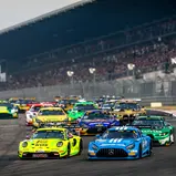#91 Thomas Preining (AUT / Porsche 911 GT3 R / Manthey), #22 Lucas Auer (AUT / Mercedes-AMG GT3 / Mercedes-AMG Team Landgraf), Nürburgring 2026