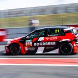 #21 / Szymon Ladniak / JP Motorsport / VW Golf GTI TCR SEQ
