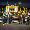 Drei Teams aus drei Nationen auf dem Podest: Williams, Lloyd, Lade, Schulz, Dubois und Dufour (v.l.n.r.)