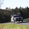 Kalle Rovanperä (Toyota GR Yaris Rally1) hat am Samstag die Führung bei der Central European Rally übernommen
