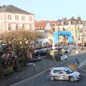 Sieg vor großer Kulisse: Gesamtsieger Mark Wallenwein auf dem Stadtrundkurs in St. Wendel