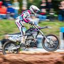 Schon die jüngsten Racer auf 50 ccm Maschinen und E-Bikes können um den DMX-Titel fahren