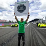 Ex-Fußballnationalspieler David Odonkor verfolgte die DTM live vom Nürburgring