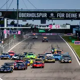 Start, Rennen 1, Nürburgring