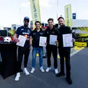 Meisterten den „ADAC Move it! Fahrrad-Parcours“: Nicki Thiim, Gilles Magnus, Morris Schuring und Jules Gounon (l-r)